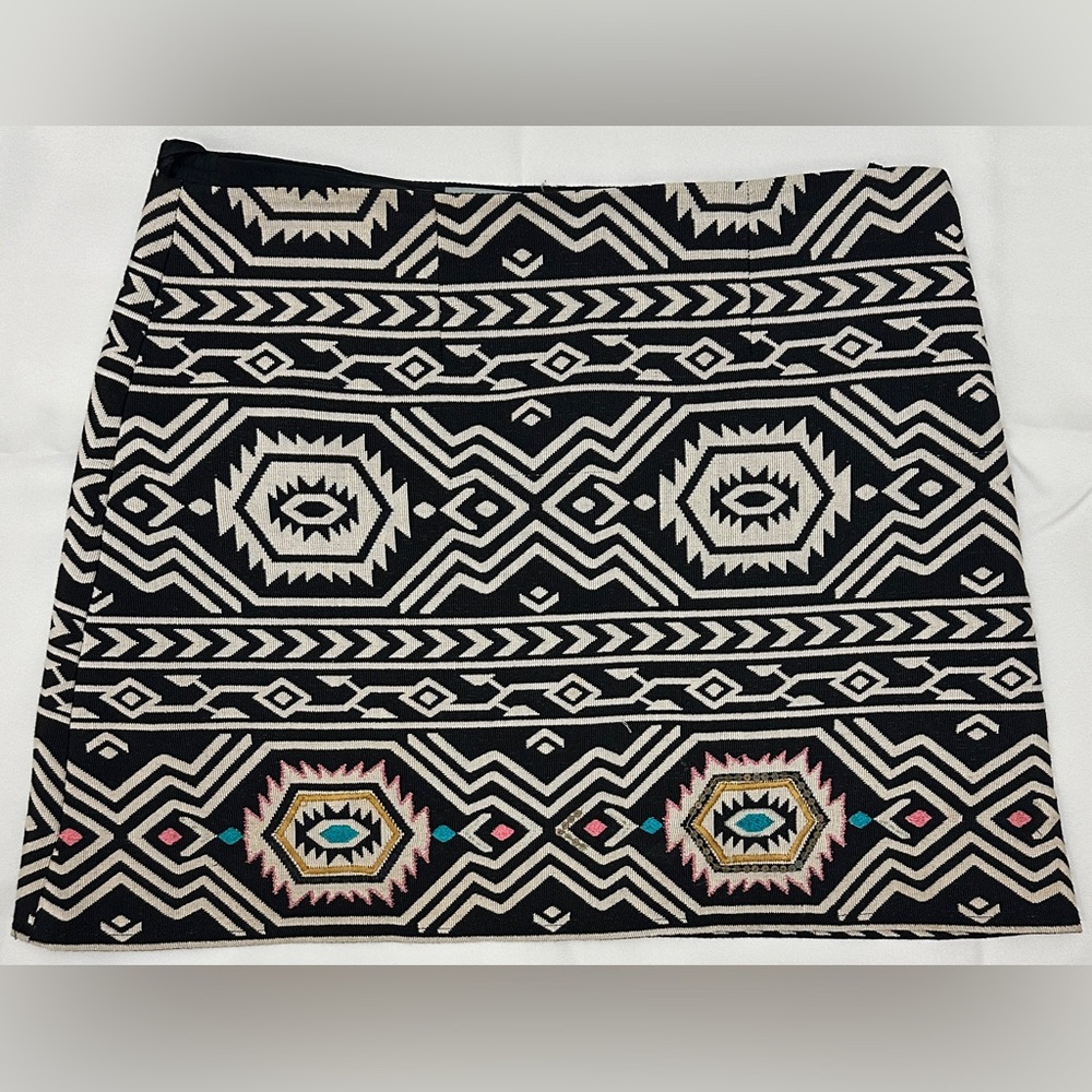 Judith March Black and Cream Patterned Pencil Skirt